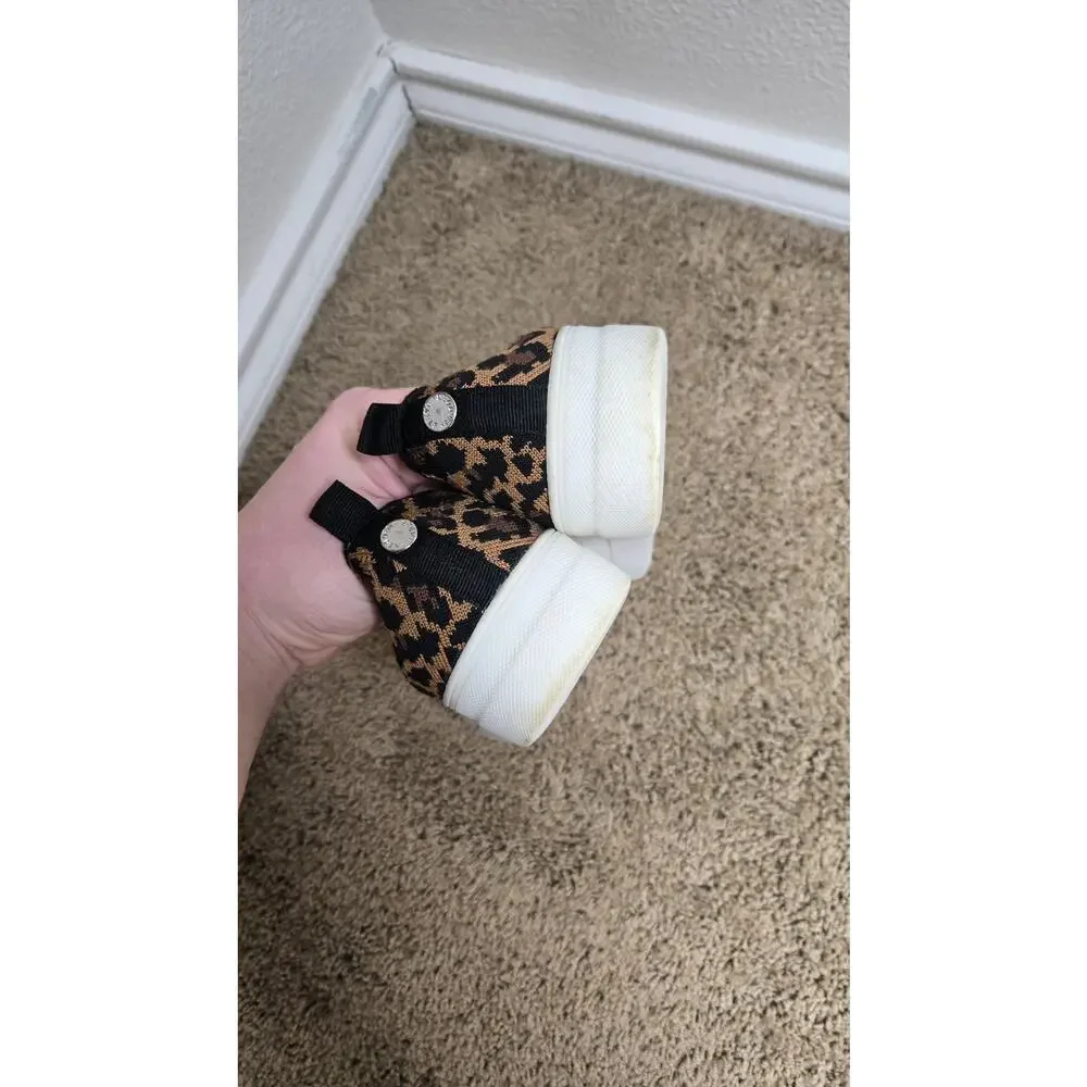 STEVE MADDEN Darayl Leopard Slip On Sneakers Size 6